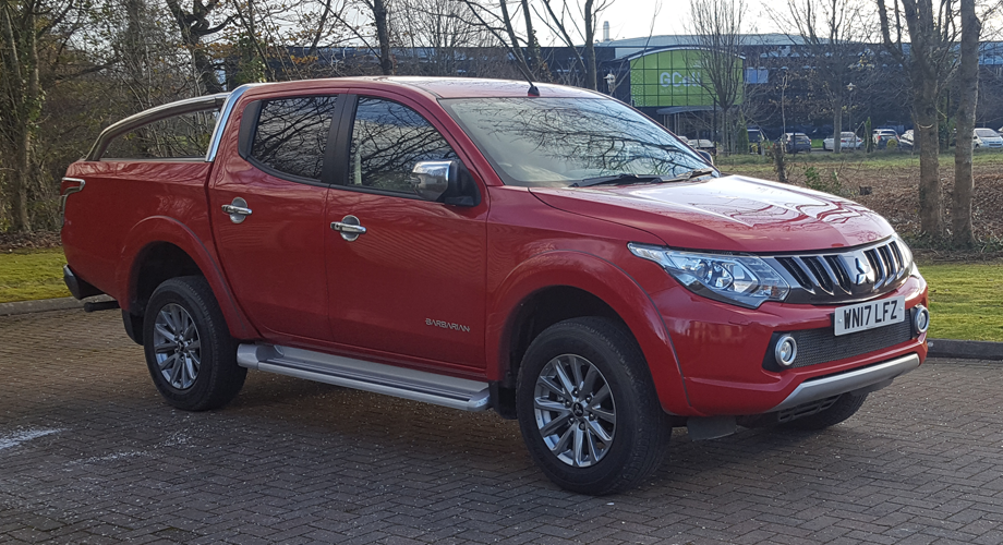 Mitsubishi L200 exterior