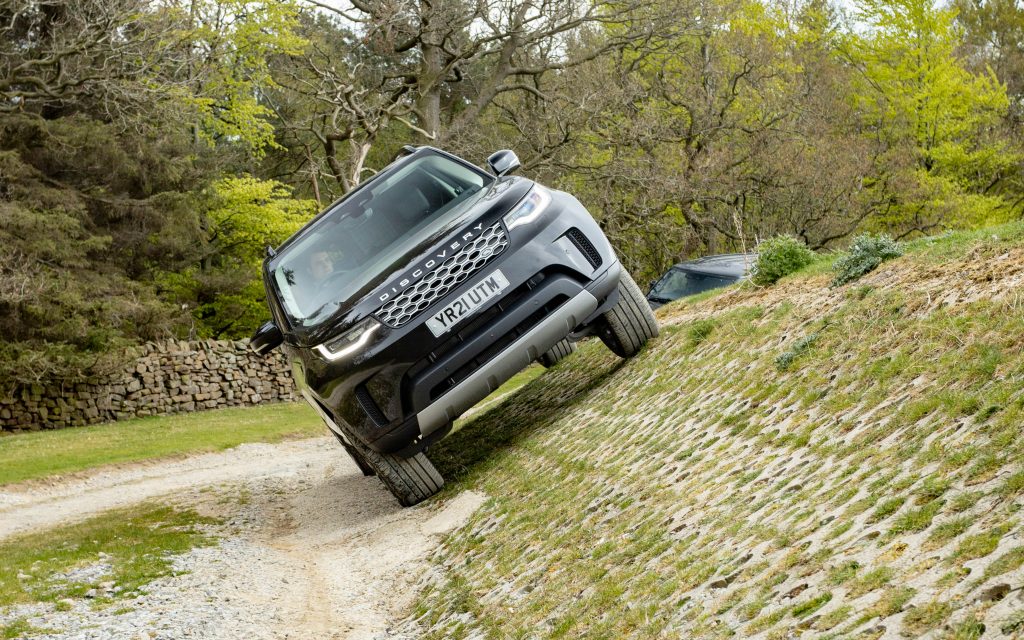 Land Rover Discovery Commercial 