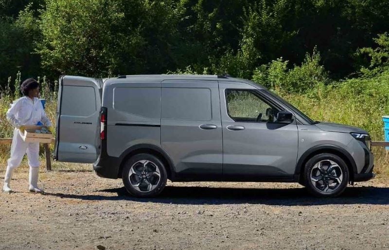 ford-transit-courier