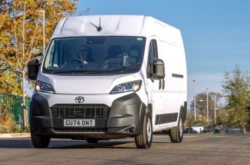 toyota-proace-max