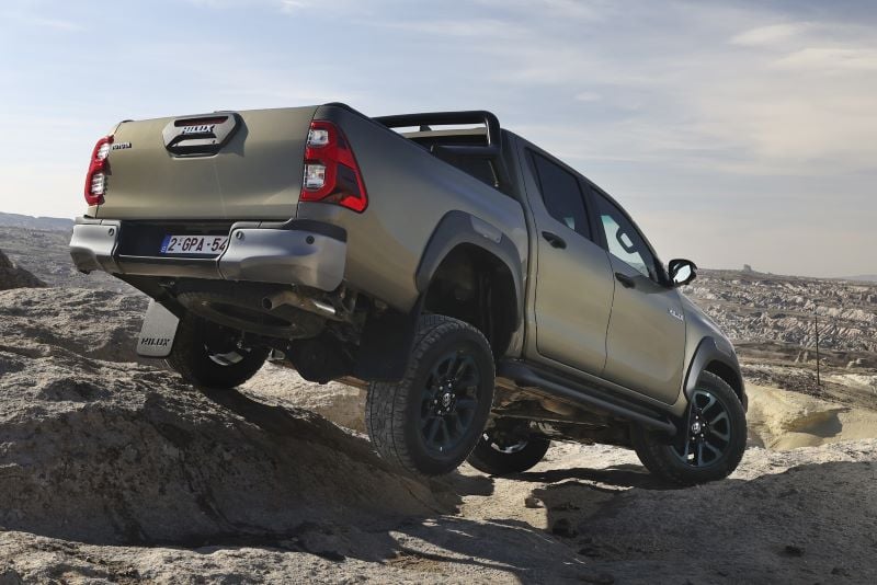 toyota-hilux