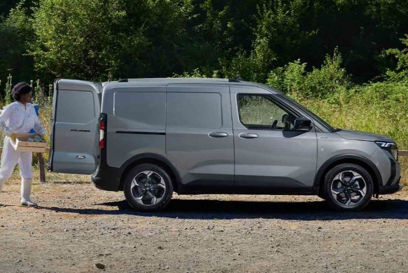ford-transit-courier