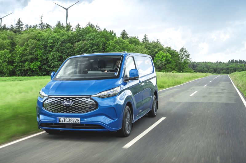 ford-transit-custom