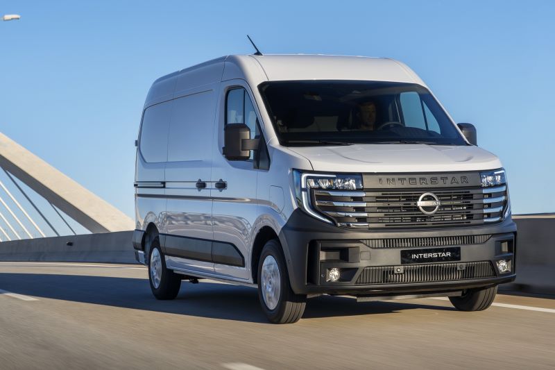 nissan-interstar