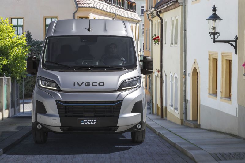 iveco-e-superjolly