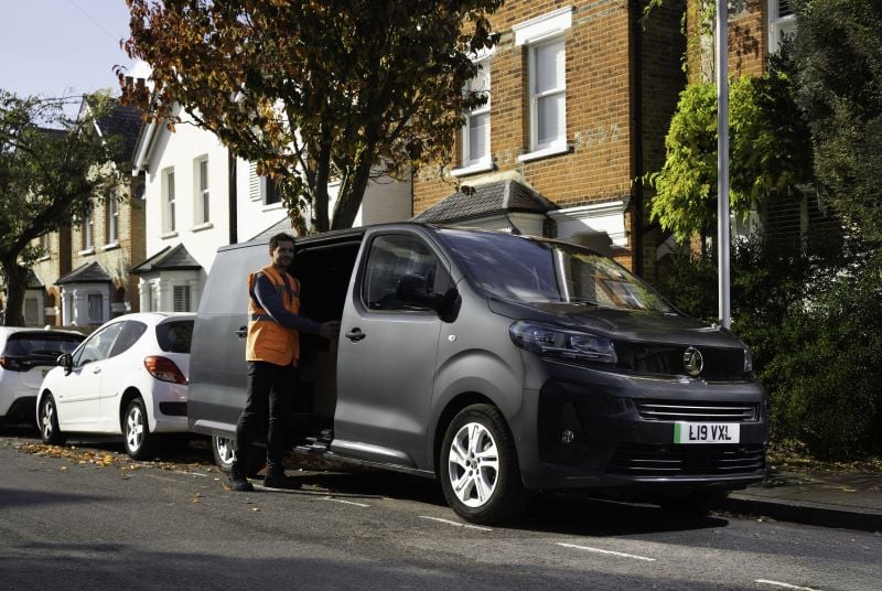 vauxhall-vivaro
