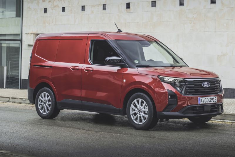 ford-transit-courier