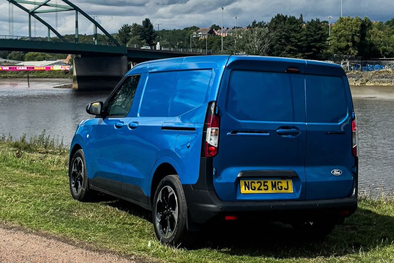ford-transit-e-courier