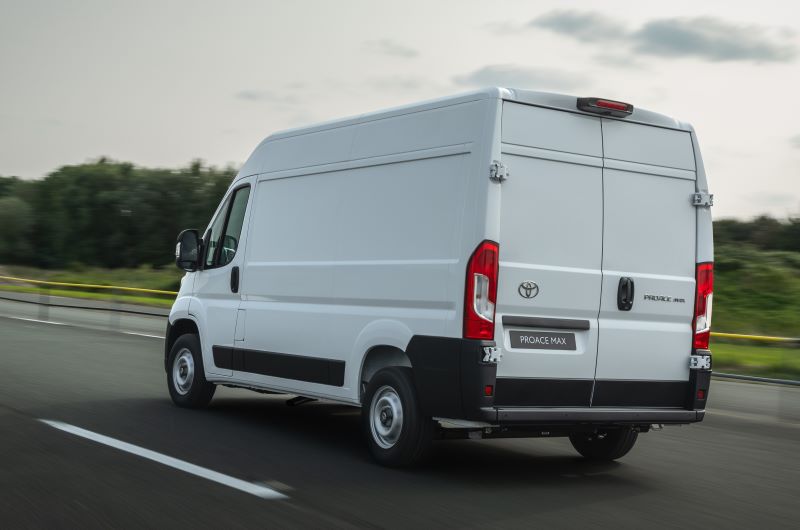 toyota-proace-max