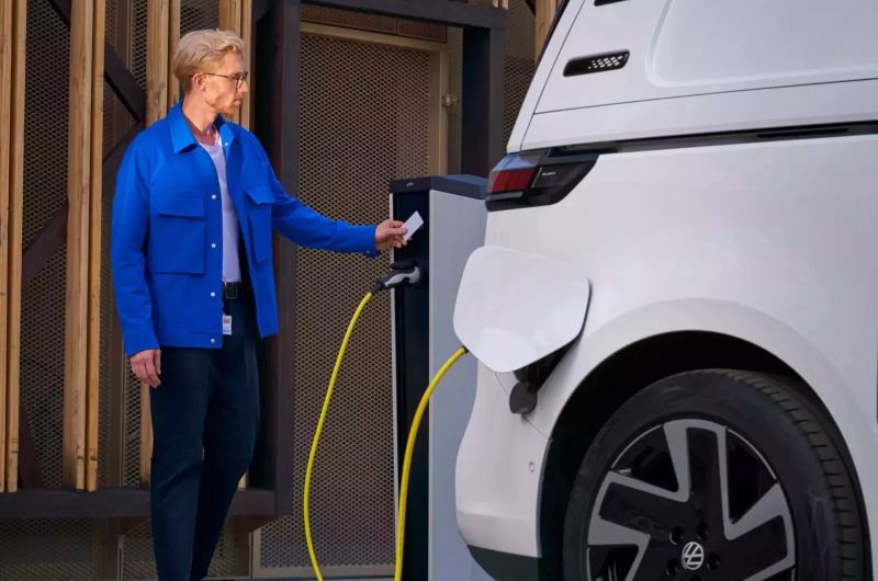 volkswagen-id-buzz-cargo
