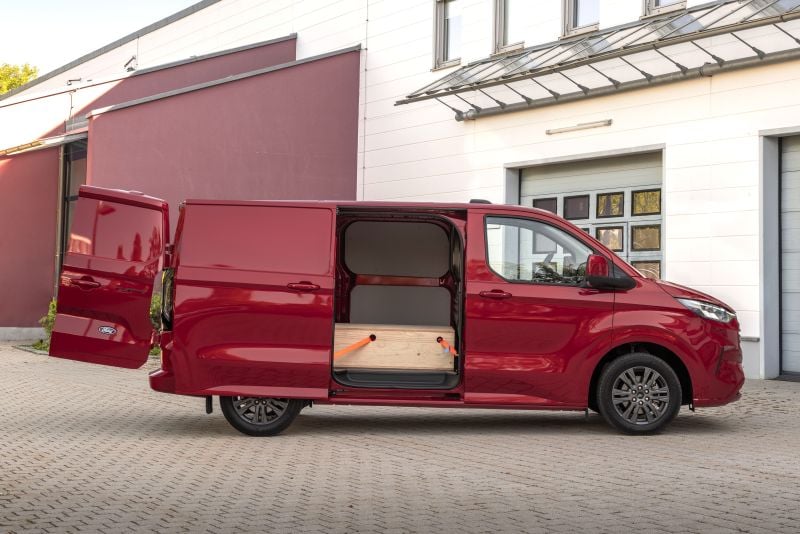 ford-transit-custom