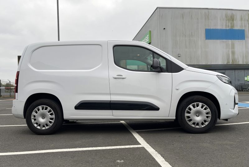 vauxhall-combo-electric