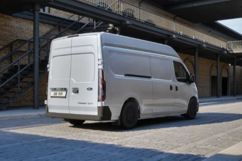 ford-transit-city