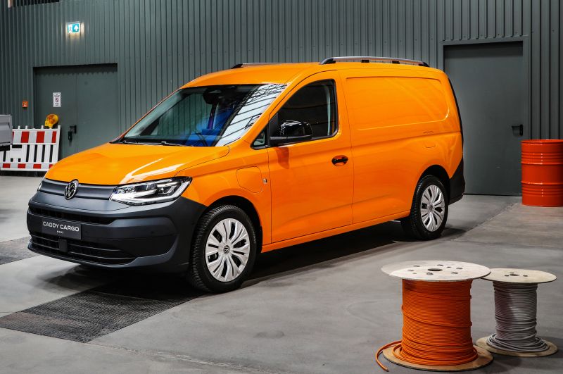 Refreshed Volkswagen Caddy Cargo Tees Up for UK Launch